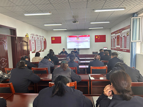 新疆福海縣闊克阿尕什鄉(xiāng)常態(tài)化開展網格員業(yè)務培訓會.JPG